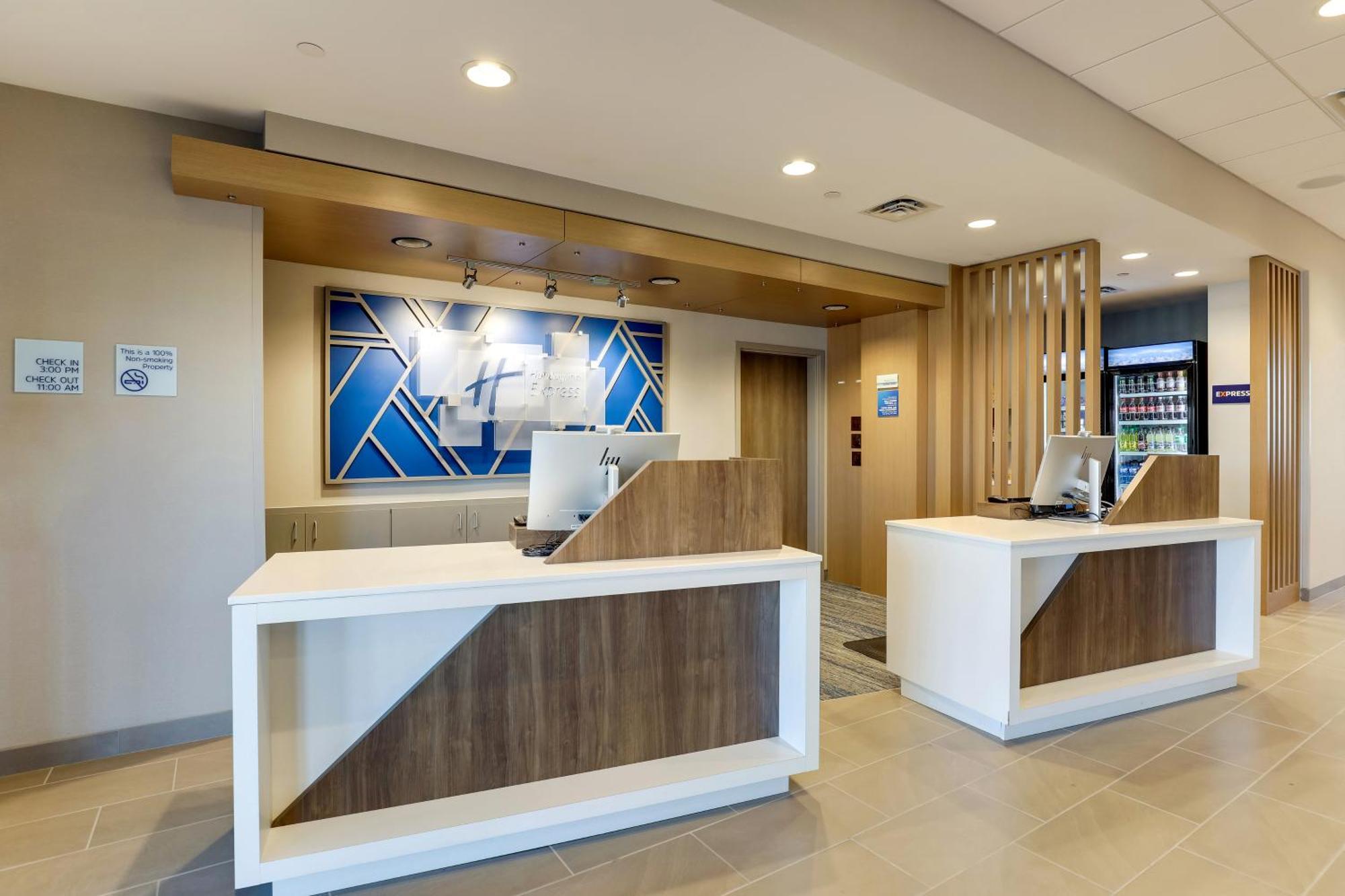 Holiday Inn Express Holly Springs - Raleigh Area By Ihg Exterior photo